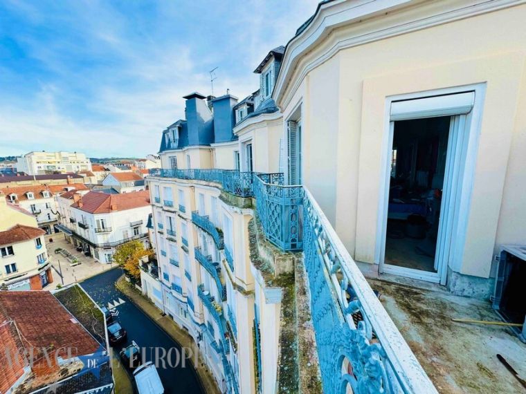Vichy – Secteur recherché - Grand deux pièces avec balcons