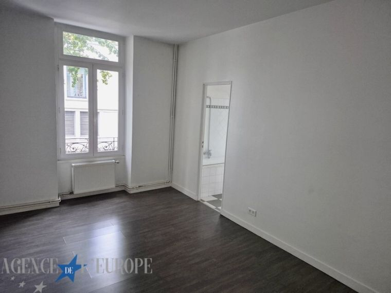 VICHY – Secteur Célestins / Parc des Sources – Appartement F4 duplex avec balcon