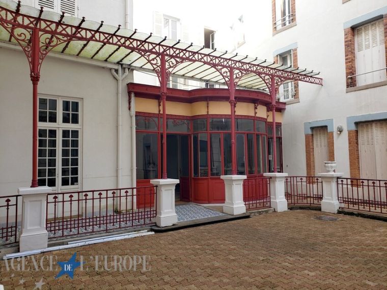 APPARTEMENT F4 - VICHY PARCS / COEUR DE VILLE