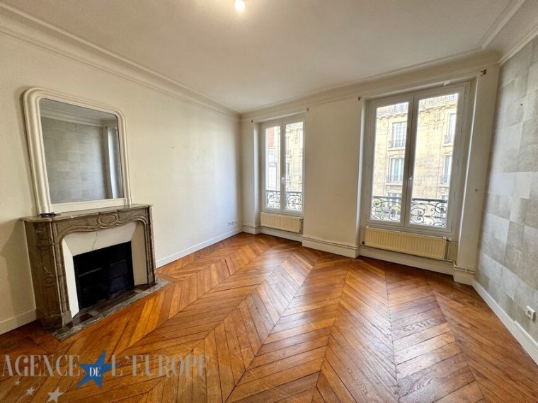 Paris 10ᵉ – Secteur Canal Saint-Martin | Appartement de caractère 3/4 pièces