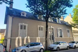 Charmant 2/3 pièces en rez-de-jardin – loué – immeuble de caractère