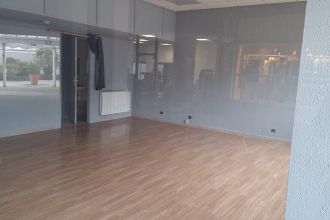 Local commercial Vichy centre