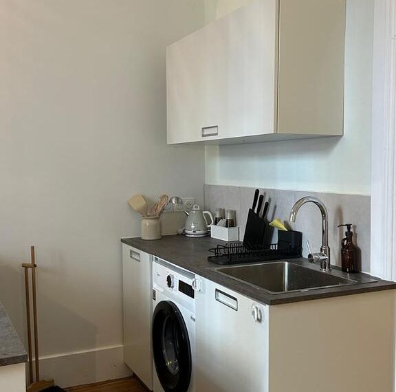 Très joli studio meublé à 2 pas du Lac d’Allier