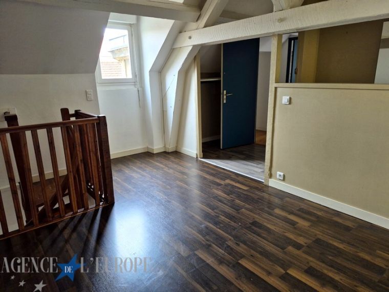 VICHY – Secteur Célestins / Parc des Sources – Appartement F5 duplex avec balcon