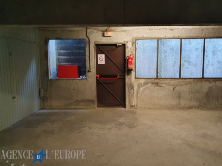 Garage à Bellerive sur Allier