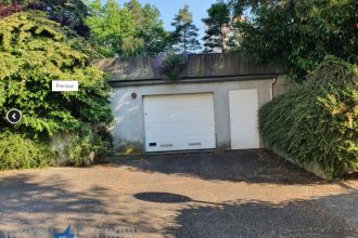 Garage à Bellerive sur Allier