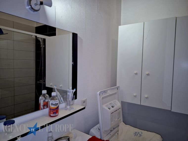 Appartement 3 pièces – 70,27 m² – Étage élevé avec ascenseur – Balcons – Très bon état