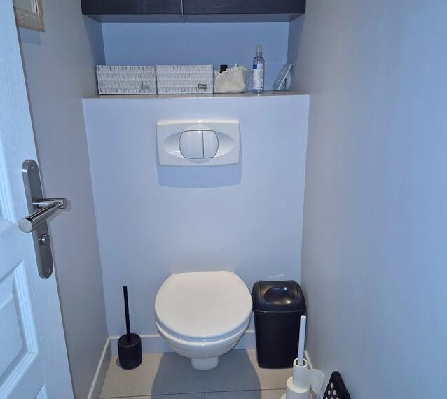 Appartement Duplex 5 pièces – 105 m² – Dernier étage avec ascenseur – Immeuble de caractère – Très bon état