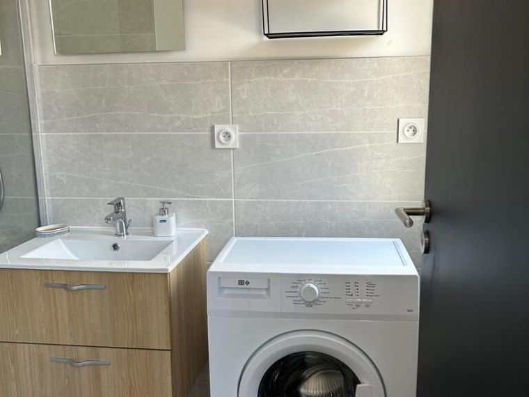 Très beau meublé T2