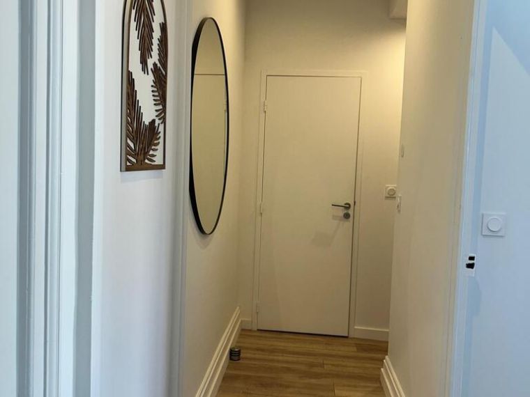 Très beau meublé T2