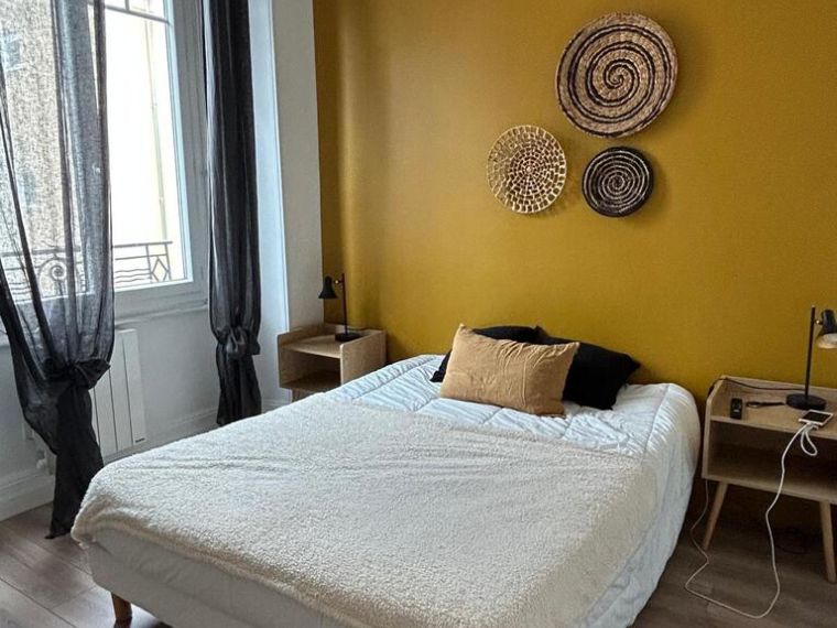 TRES JOLI APPARTEMENT T3 MEUBLE