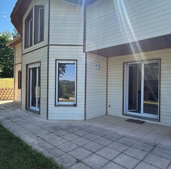 A louer Maison d’exception T6 sur Bellerive sur Allier