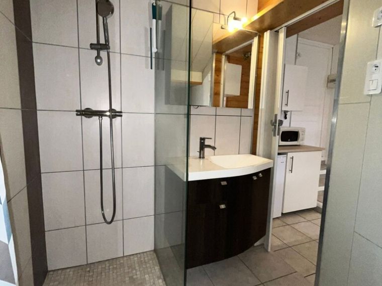 APPARTEMENT MEUBLÉ AU CENTRE DE VICHY – IDÉAL POUR ÉTUDIANT