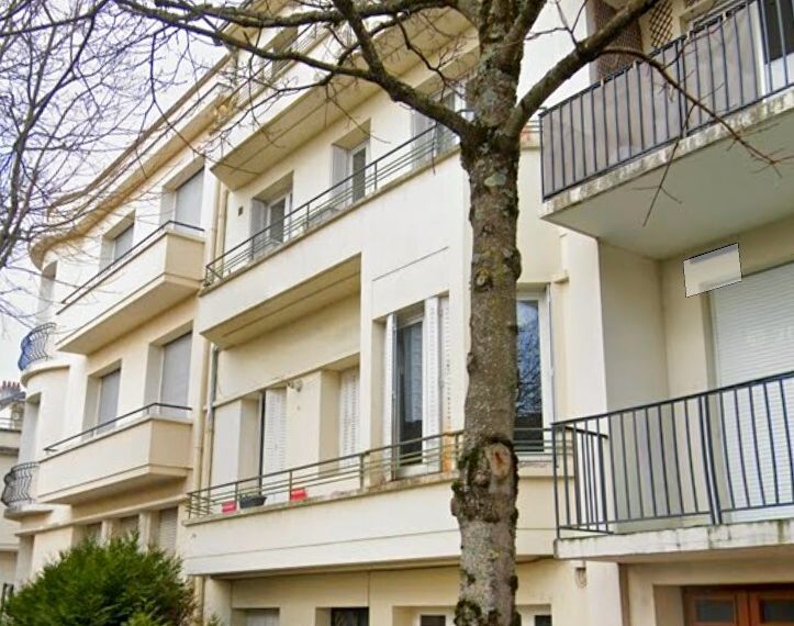 ? Vichy – secteur Jeanne d’Arc / République - F1 avec jardin et terrasse