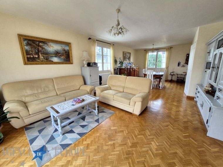 Maison traditionnelle F4 non mitoyenne avec jardin clos – Bellerive-sur-Allier