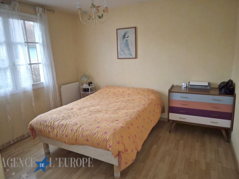 Maison traditionnelle F4 non mitoyenne avec jardin clos – Bellerive-sur-Allier