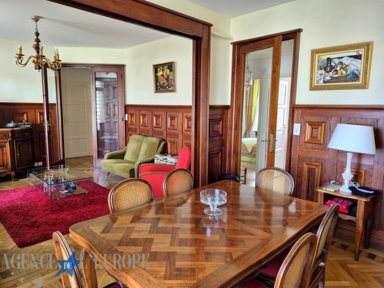 Appartement F4 en tbé avec cave, terrasse et deux places de parking - Vichy