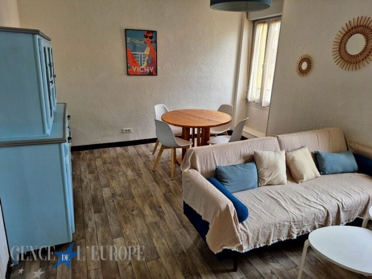 Appartement F3 en tbé de 63 m² habitables loué 600 € cc - Vichy centre