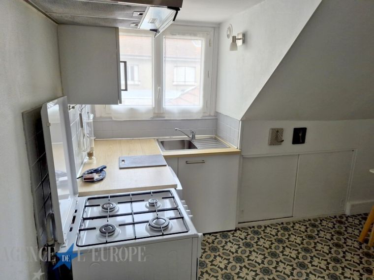 Appartement F3 en tbé de 63 m² habitables loué 600 € cc - Vichy centre