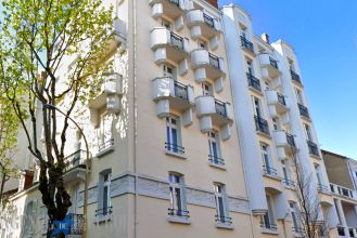 Appartement familial 6 pièces - 116 m² - balcons, cave - Vichy Thermal