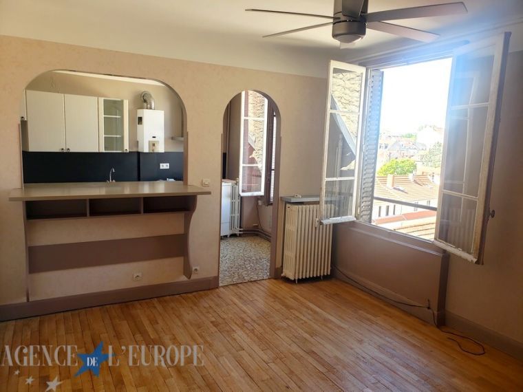 APPARTEMENT FAMILIAL F4 - 97 M² - VICHY CENTRE