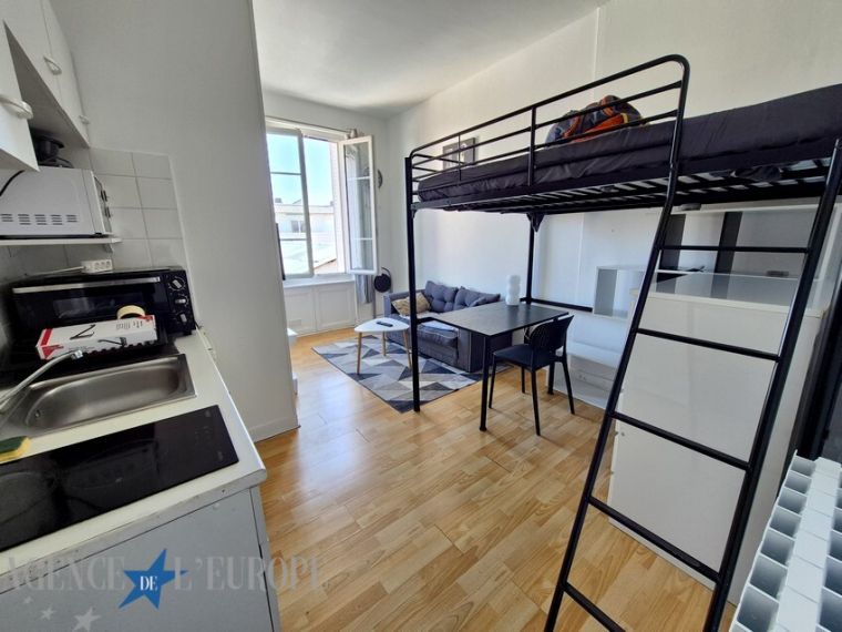 STUDIO MEUBLE ET LOUE - VICHY CENTRE