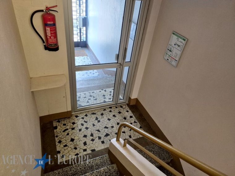 STUDIO MEUBLE ET LOUE - VICHY CENTRE