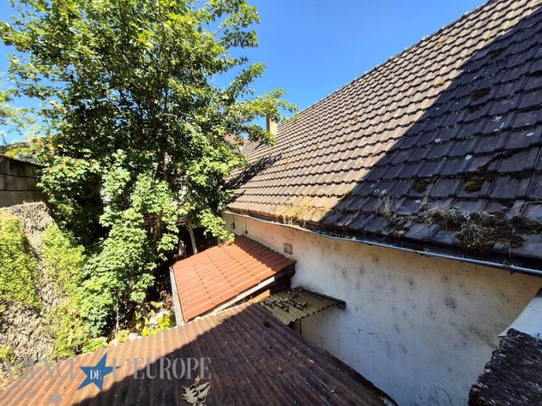 À SAISIR ! MAISON 3 PIECES À RENOVER + COUR - ST POURCAIN SUR SIOULE
