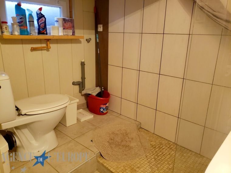 APPARTEMENT F1 (SOUPLEX) EN BON ETAT - VICHY CENTRE
