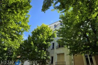 APPARTEMENT F3 EN BON ETAT (54 m²) - VICHY CENTRE