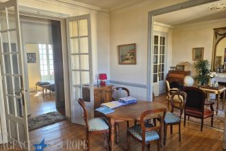 ? Bel appartement bourgeois de 4 pièces – Quartier Mairie / Vichy