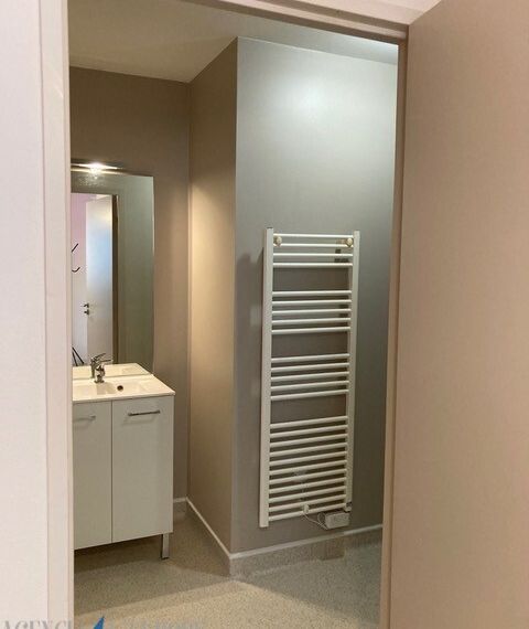 Très joli studio meublé