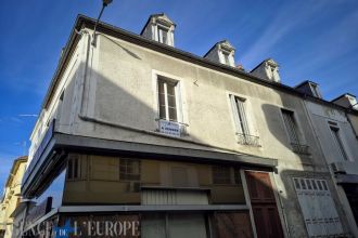 IMMEUBLE DE RAPPORT MIXTE (LOCAL + APPARTEMENTS) - VICHY CENTRE