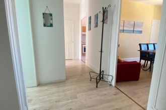 Quartier de France T4 meublé